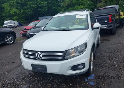 2015 Volkswagen Tiguan Sel z USA, uszkodzony, nr VIN WVGBV7AX0FW519212